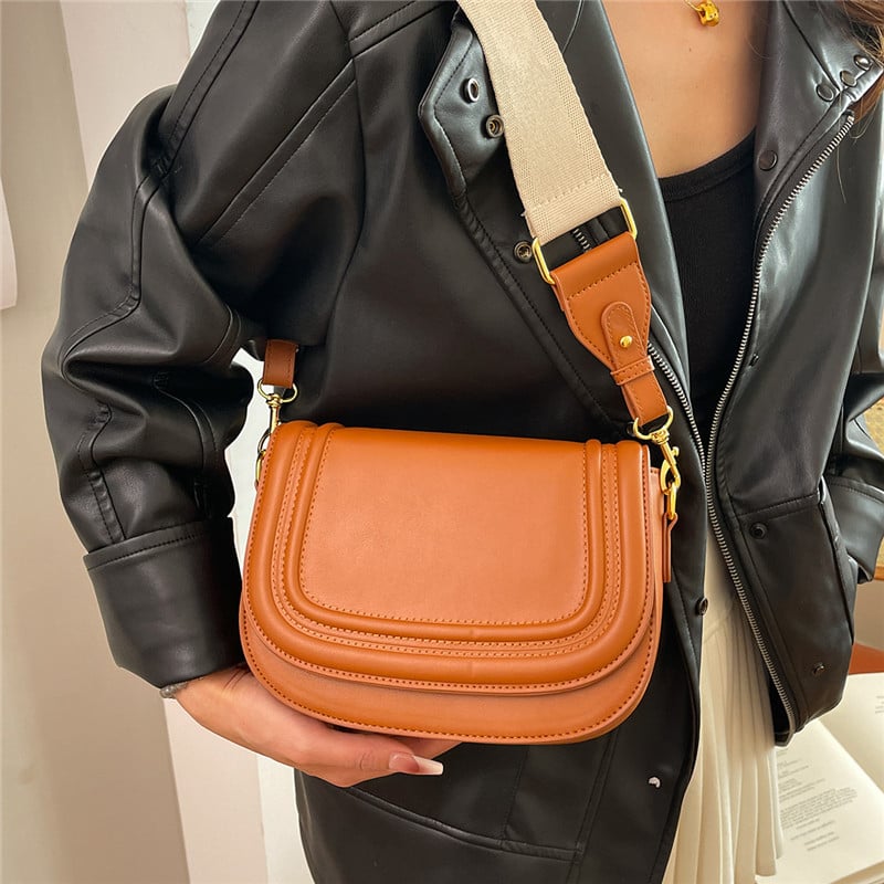 2025 nova moda retro torba u stilu sedla, jedinstvena teksturirana crossbody mala kvadratna torba, minimalistička i svestrana