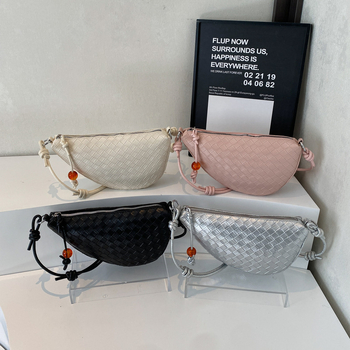 Ženska pletene torbica za rame, casual crossbody, proljeće 2026