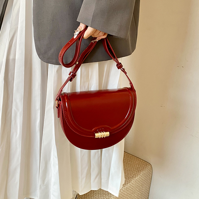 Ženska torbica u stilu sedla, PU koža, velika, crossbody s preklopnim zatvaračem, vintage svakodnevna torbica