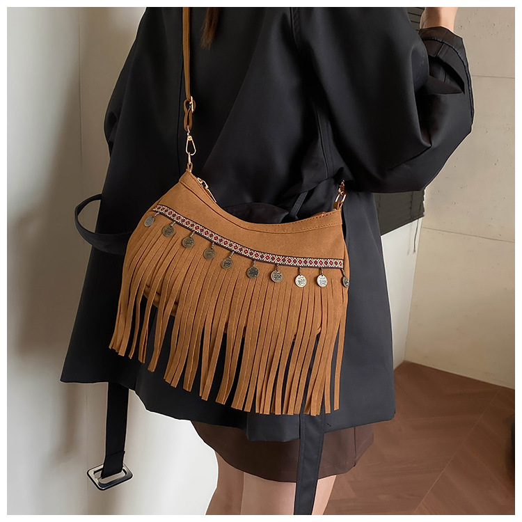 Boemska torbica s resicama za žene, 2025 novi Maillard stil, crossbody torba, retro zapadnjački uzorak sedla