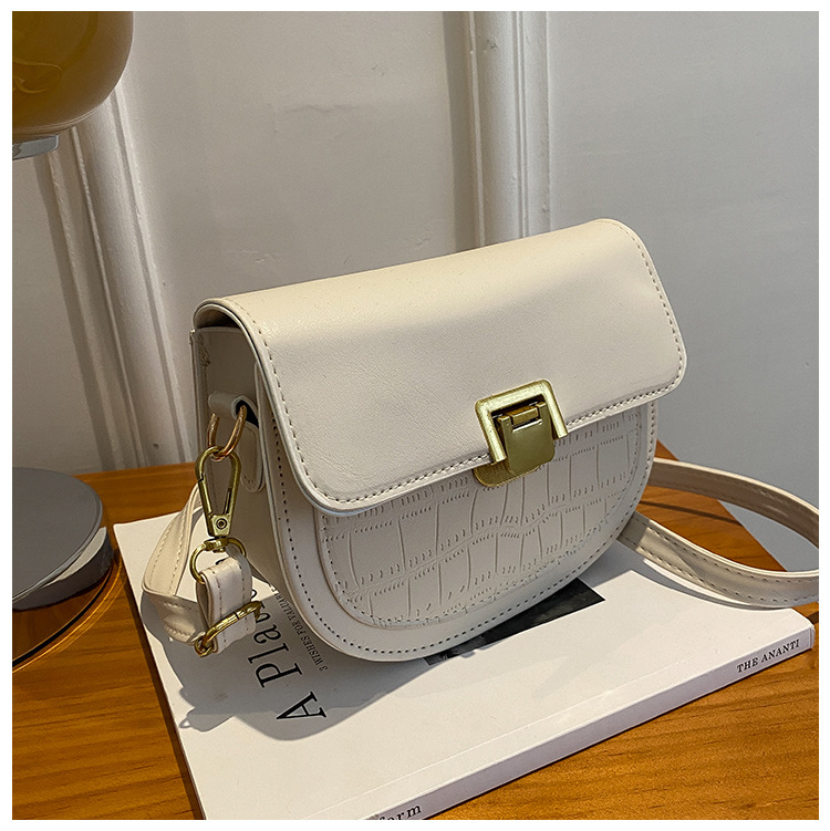 Ženska polukružna saddle torba od PU kože, mala crossbody torba, modern dizajn 2021