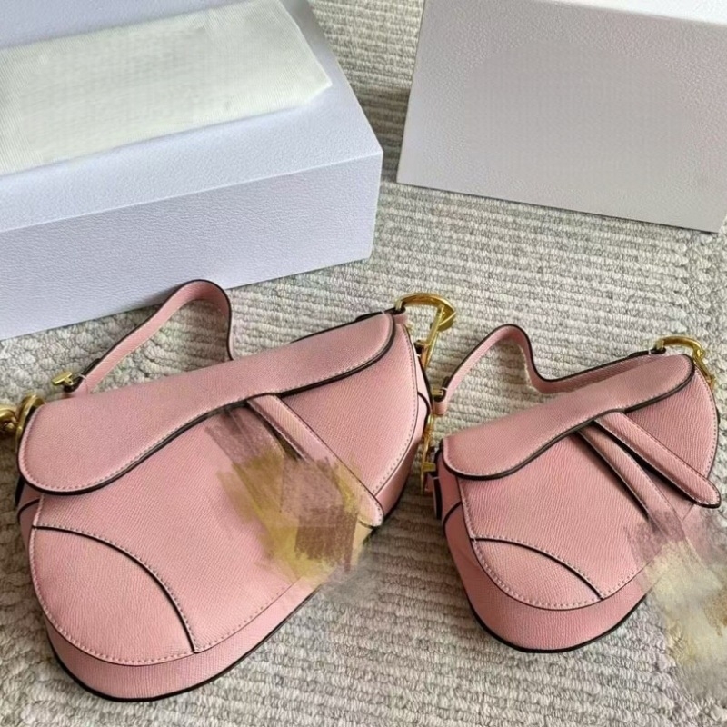 Nova visokokvalitetna sedlovita torba za žene — moderna klasična torbica preko ramena, retro crossbody