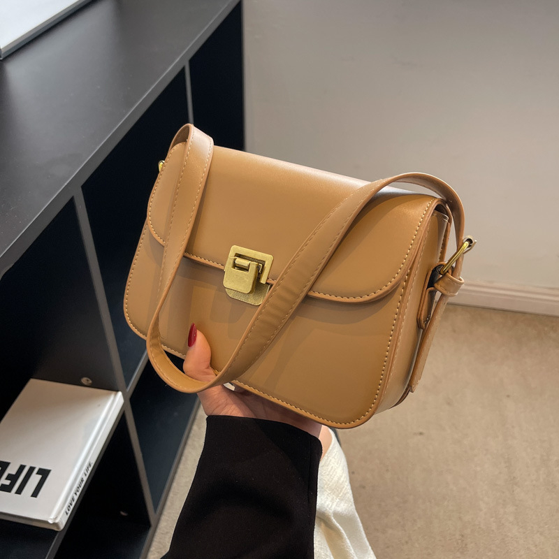 Teksturirana mala ženska torbica, Saddle stil, crossbody, kvadratni oblik, PU, 2024 proljeće