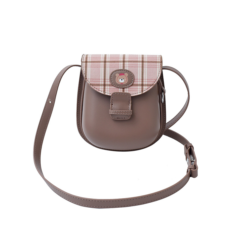 2025 moderna prijenosna retro torba preko ramena, karirani patchwork dizajn, stilna sedlov Crossbody torba, teksturirana torbica za telefon