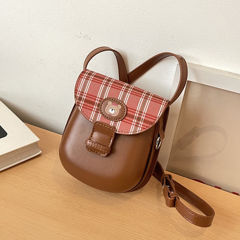 2025 moderna prijenosna retro torba preko ramena, karirani patchwork dizajn, stilna sedlov Crossbody torba, teksturirana torbica za telefon