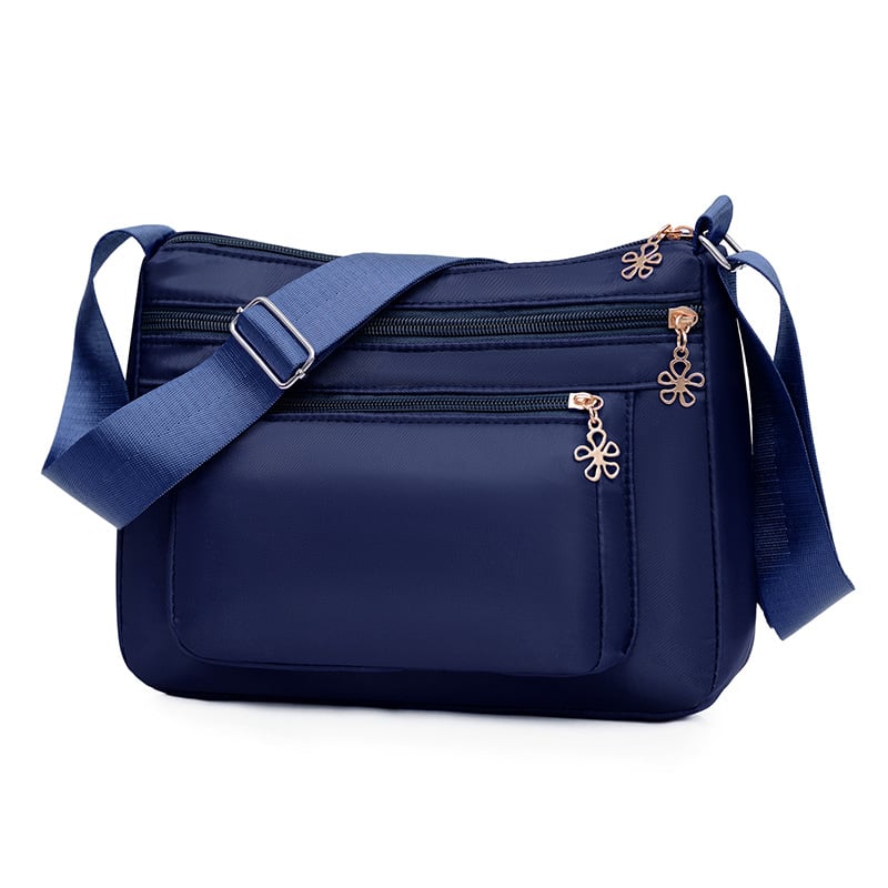 Jednobojna nylon crossbody torbica, lagana, dumpling oblik, za svakodnevnu upotrebu