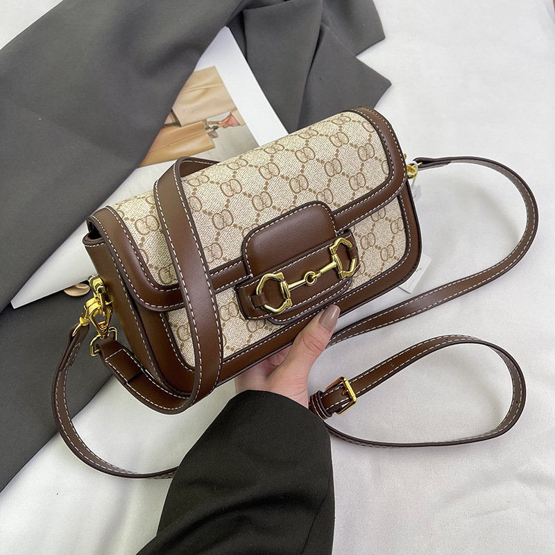 Visokokvalitetna ženska torba, 2024 novi model, sedlastog stila retro kvadratna torba za rame i crossbody
