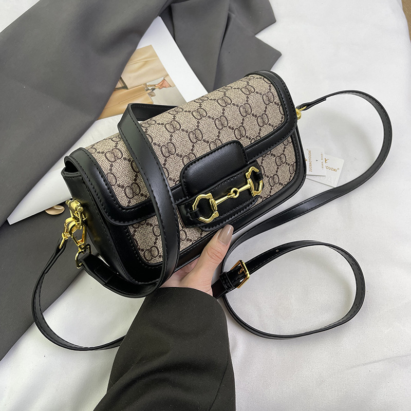 Visokokvalitetna ženska torba, 2024 novi model, sedlastog stila retro kvadratna torba za rame i crossbody