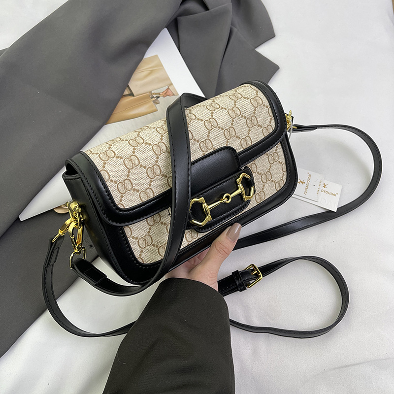 Visokokvalitetna ženska torba, 2024 novi model, sedlastog stila retro kvadratna torba za rame i crossbody
