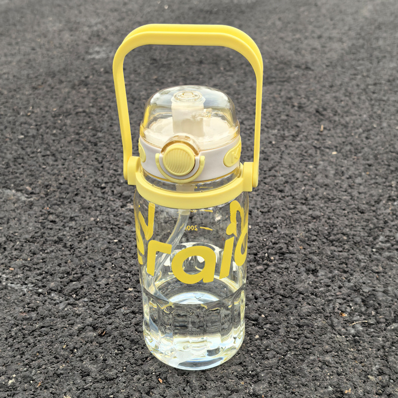 Pahar de apă portabil din plastic cu pai – model nou, stilat, pentru studenți și activități în aer liber