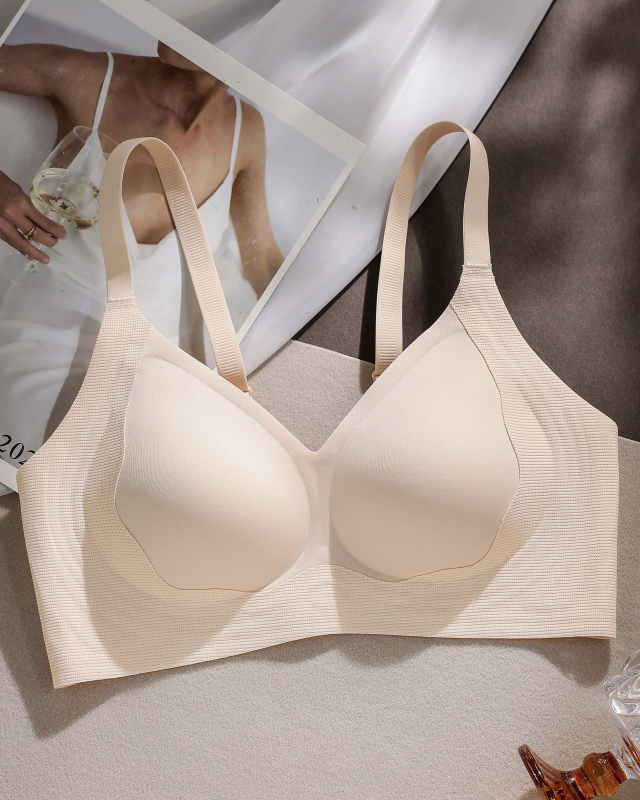 3305 Udoban bešivni latex grudnjak za male grudi, prozračan, s mekanom podrškom i podizanjem, bez žica
