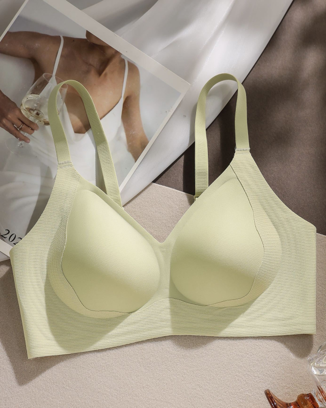 3305 Udoban bešivni latex grudnjak za male grudi, prozračan, s mekanom podrškom i podizanjem, bez žica