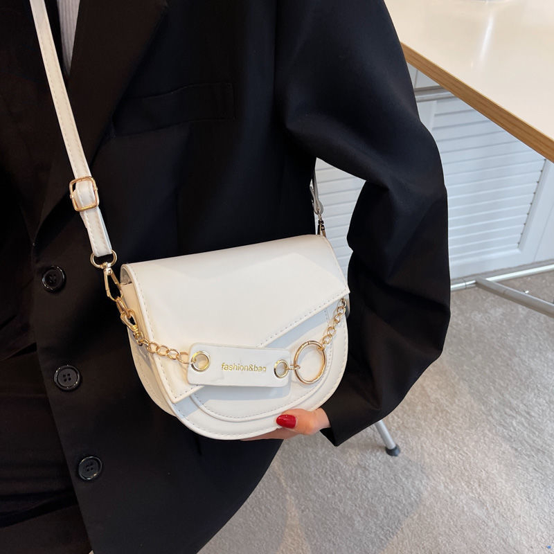 Ženska crossbody torbica s višenamjenskim dizajnom, nišnog stila, kontrastne boje, saddle torba, mala torba za rame