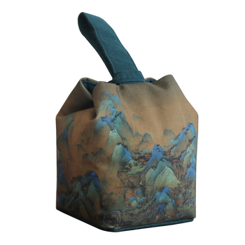 Set accesorii pentru ceremonia ceaiului: recipient de ceai din textil, ceașcă, ceainic, geantă de voiaj din țesătură, artă textilă cu motivul „Mii de râuri și munți”, Stil Nou Chinezesc