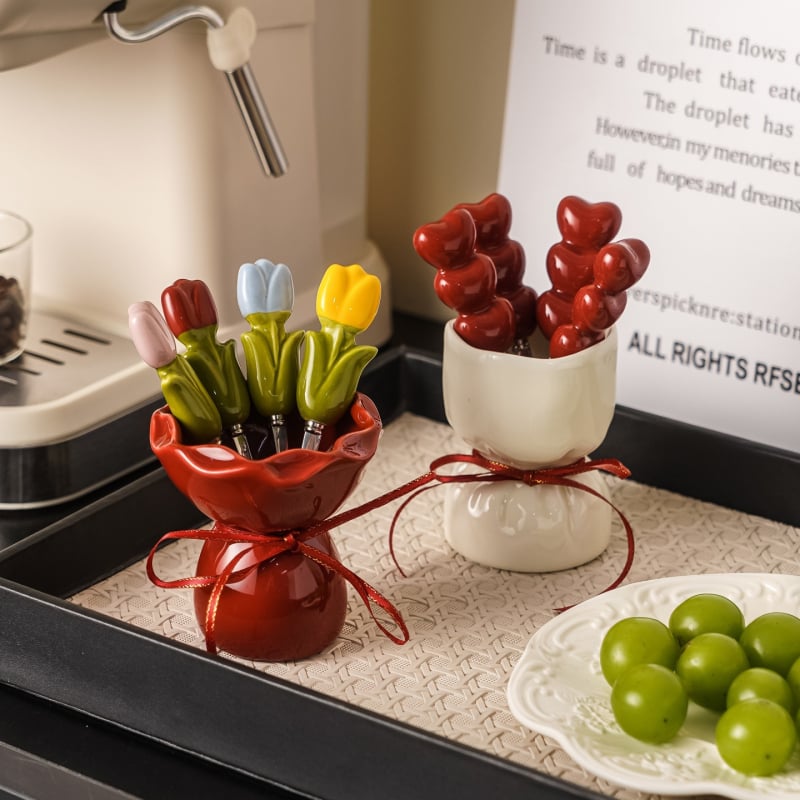 Set de furculițe pentru fructe într-un borcan ceramic, cu design Dopamine Tulip — din oțel inoxidabil