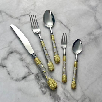 Set de tacâmuri occidentale din oțel inoxidabil 304, cu motiv de grâu forjat, grosime extra, cinci piese, pentru hotel de 5 stele