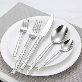 Set tacâmuri din oțel inoxidabil cu textură ciocănată, cuțit pentru steak, furculițe, linguri și lingură de cafea, stil nordic, calitate premium