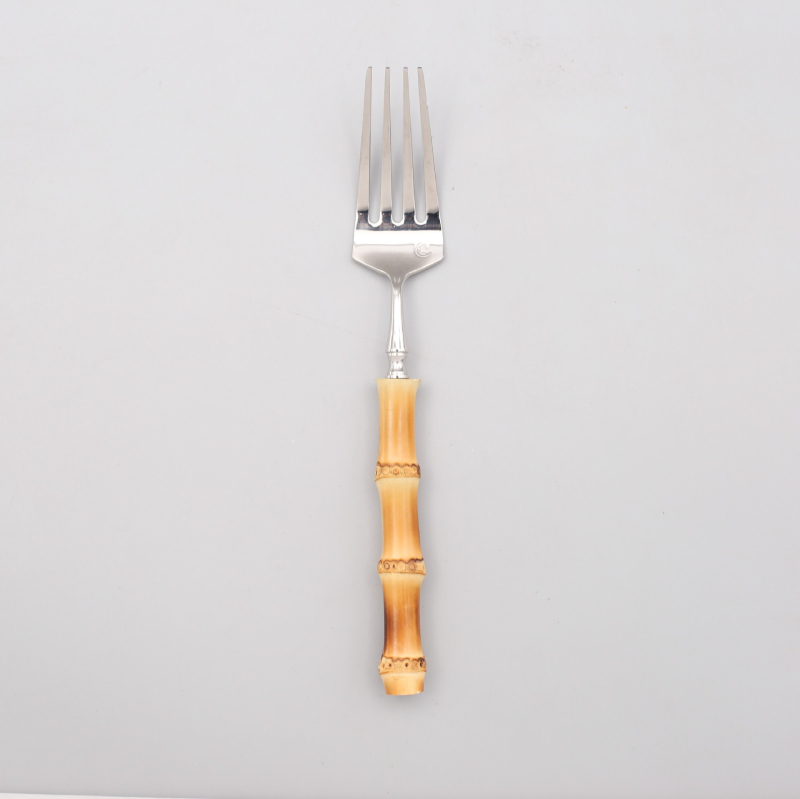 Set de tacâmuri occidentale din oțel inoxidabil 304, 5 piese: cuțit pentru steak, furculiță, lingură, linguriță și furculiță de desert — design inspirat de bambus