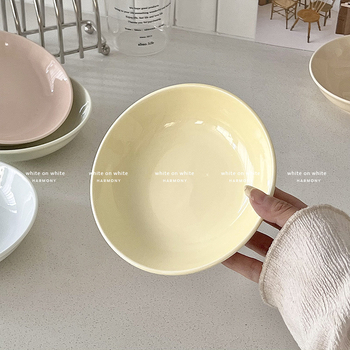 Farfurie de desert din porțelan crem, rotundă, diametru 14–14,9 cm, pentru fructe și deserturi, stil modern minimalist