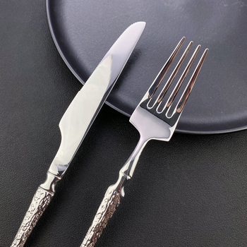 Set tacâmuri din oțel inoxidabil 304: cuțit, furculiță și lingură cu mâner cu model lemn, talie subțire, design minimalist modern, stil european pentru hotel