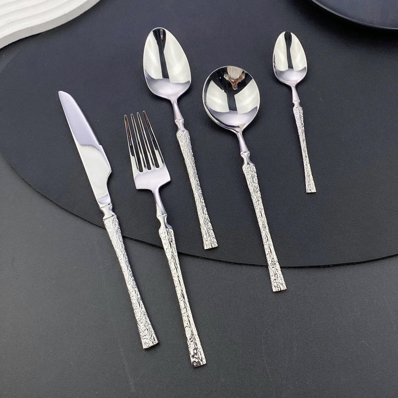Set tacâmuri din oțel inoxidabil 304: cuțit, furculiță și lingură cu mâner cu model lemn, talie subțire, design minimalist modern, stil european pentru hotel