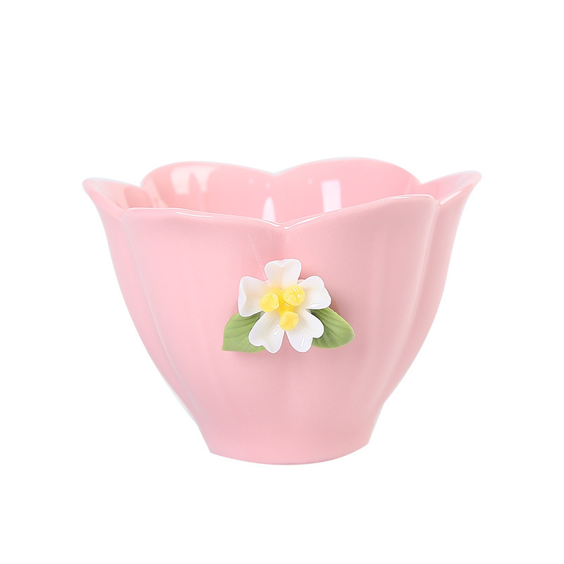 Ceașcă de ceai din porțelan roz, cu design floral lucrat manual, stil Kung Fu