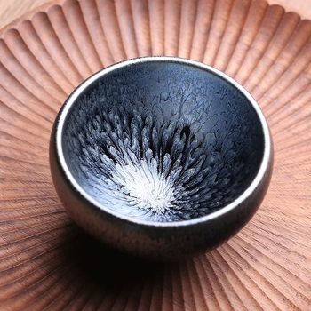 ceașă de ceai Jianzhan cu bol floral, fără picior, material mineral original, ceașă de degustare a maestrului, bază din fier, o singură ceașcă, stil nou chinezesc
