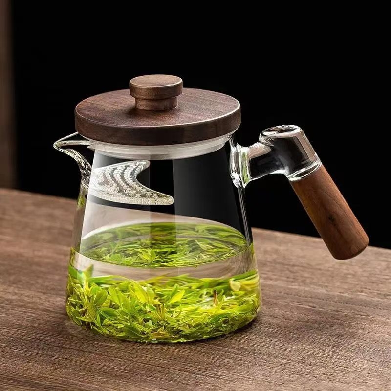 2026 Ceașcă de ceai în formă de semilună cu filtru – pahar din sticlă rezistentă la temperaturi pentru ceai verde, set Kung Fu cu filtru integrat
