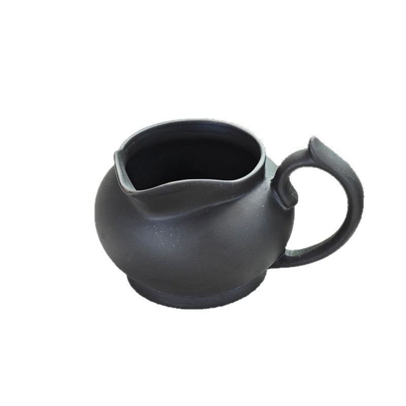 Set Gongfu de ceai din argilă mov cu ceașcă de echilibru, tavă de ceai și divizor de ceai