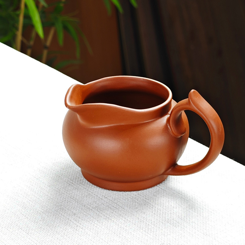 Set Gongfu de ceai din argilă mov cu ceașcă de echilibru, tavă de ceai și divizor de ceai