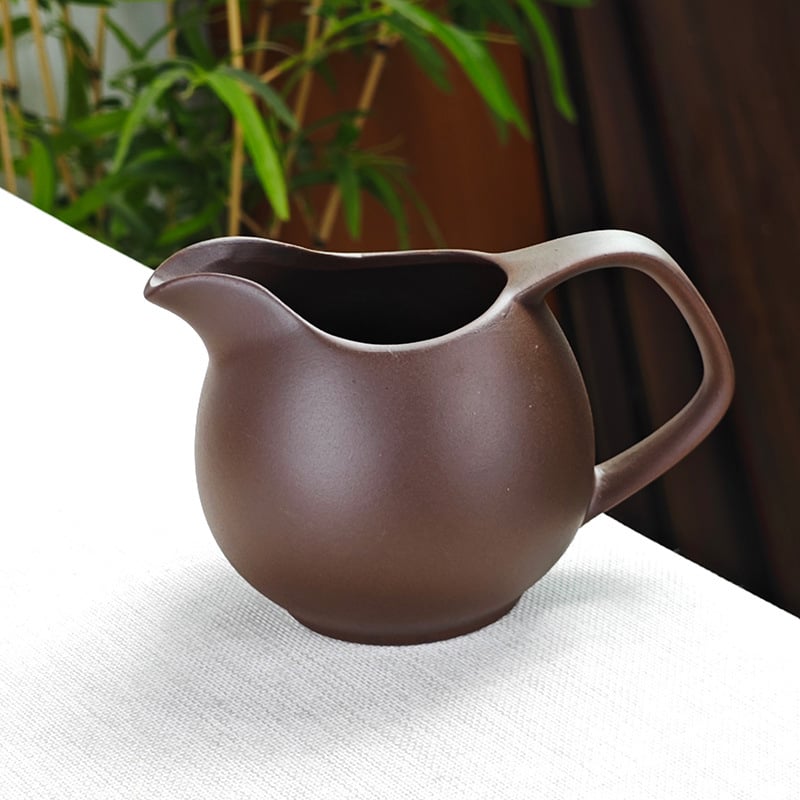 Set Gongfu de ceai din argilă mov cu ceașcă de echilibru, tavă de ceai și divizor de ceai