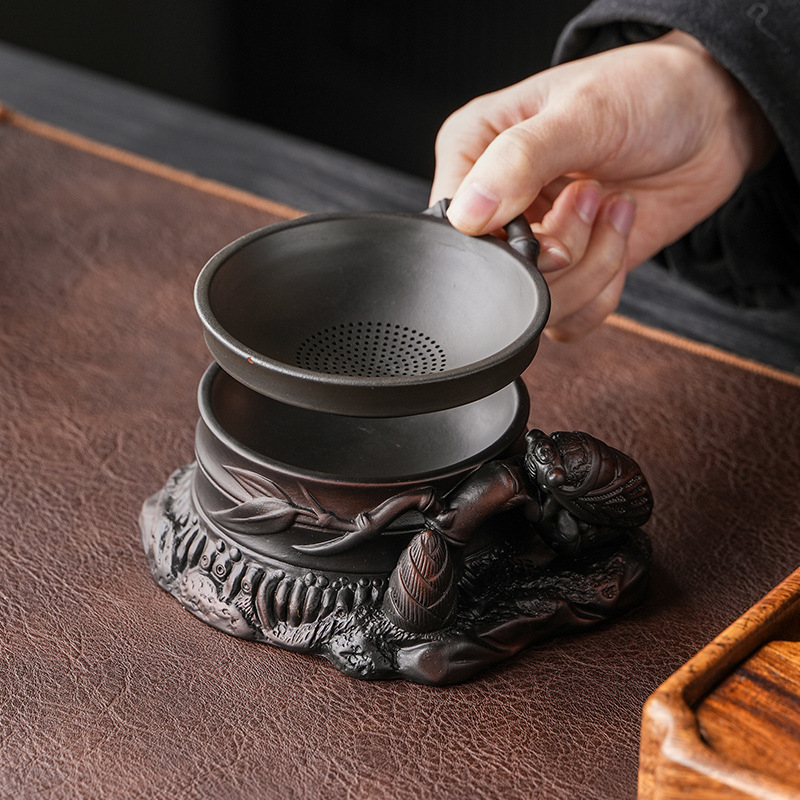 Filtru pentru ceai din lut mov, cu un sistem de filtrare ceramic integrat, poate fi folosit și ca ornament Tea Pet pentru uz casnic.
