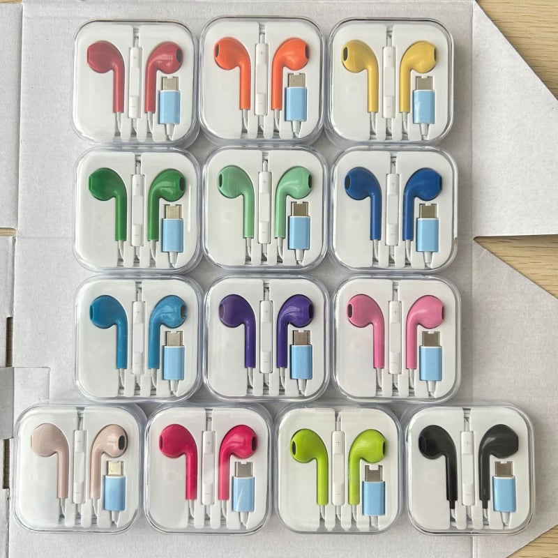 Színes USB-C vezetékes fülhallgató digitális dekódolással, kompatibilis Apple 16/15, Huawei, Oppo, Xiaomi és Vivo eszközökkel
