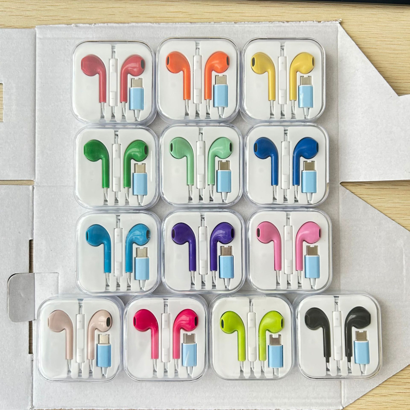 Színes USB-C vezetékes fülhallgató digitális dekódolással, kompatibilis Apple 16/15, Huawei, Oppo, Xiaomi és Vivo eszközökkel