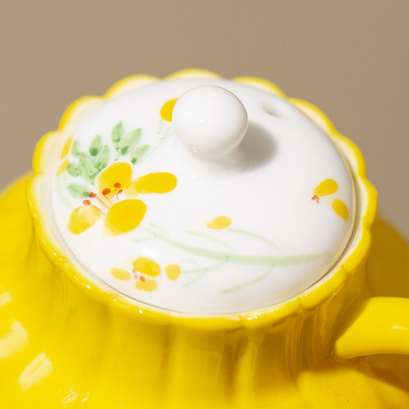 Ceainic ceramic pictat manual cu flori de rapiță, subglazură color, filtrul sferă, set Kung Fu ceai