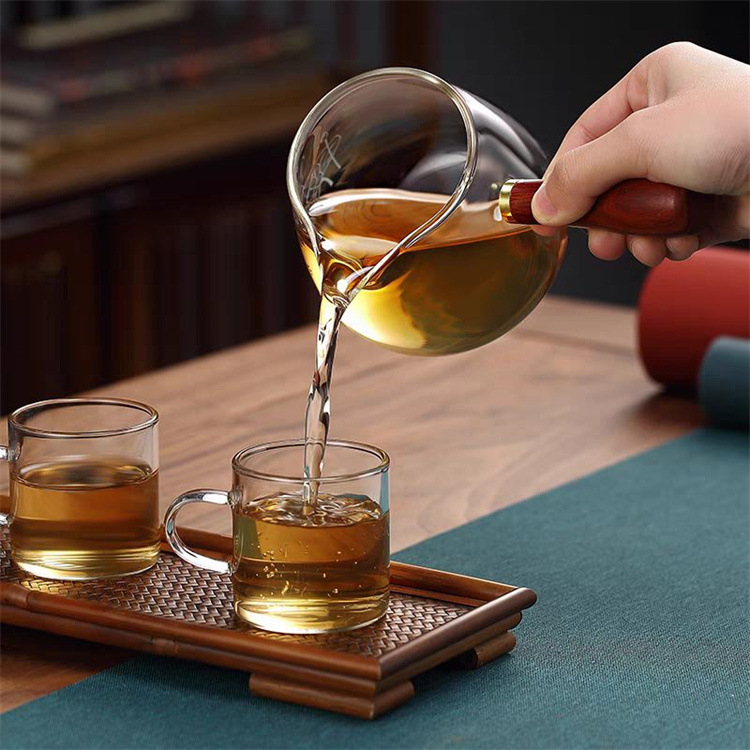 Set de ceai din sticlă borosilicat transparentă, cu mâner din lemn pe lateral, cană de distribuție a ceaiului, motif: floare de prun, orhidee, bambus, crizantemă și lotus