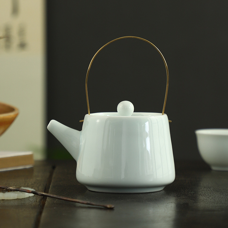 Ceainic ceramic Celadon cu mâner din cupru, stil Chinezesc nou pentru uz casnic, anti-arzire