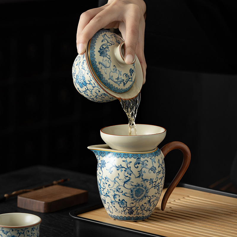 Set Kung Fu de ceai din ceramică Ru Kiln, albastru-alb, pentru uz casnic — ceainic ceramic, cești de ceai premium și bol cu capac