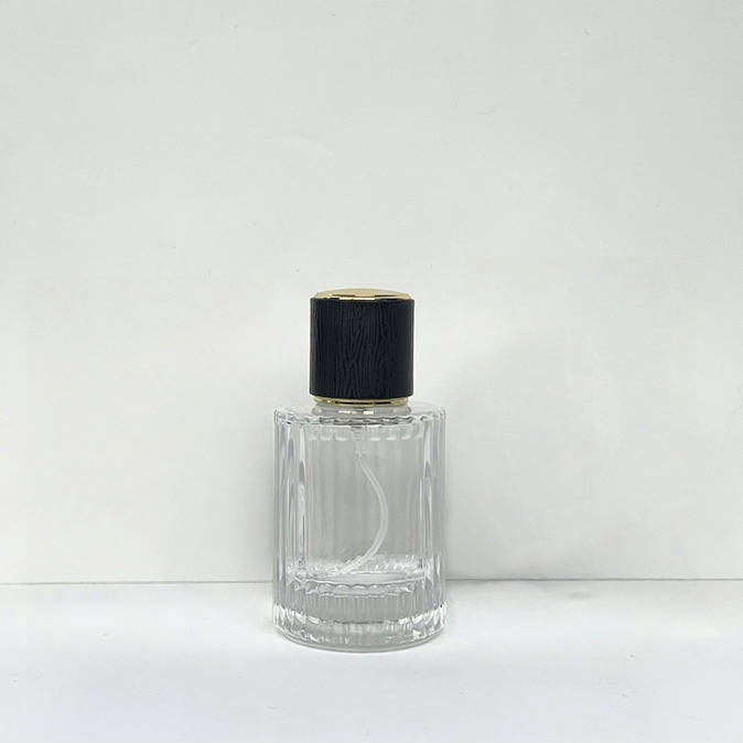 30 ml-es üveg parfümös flakon szórófejjel – üres kozmetikai csomagolás, bayonet sapka, több stílus (6-10 variánsok)