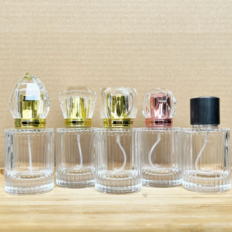30 ml-es üveg parfümös flakon szórófejjel – üres kozmetikai csomagolás, bayonet sapka, több stílus (6-10 variánsok)