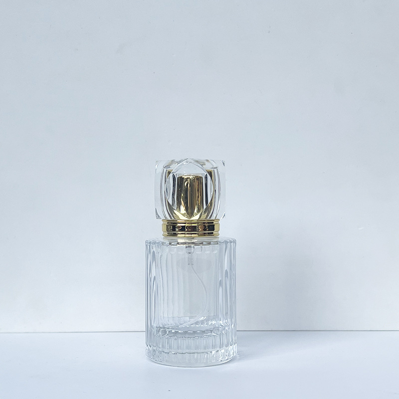 30 ml-es üveg parfümös flakon szórófejjel – üres kozmetikai csomagolás, bayonet sapka, több stílus (6-10 variánsok)