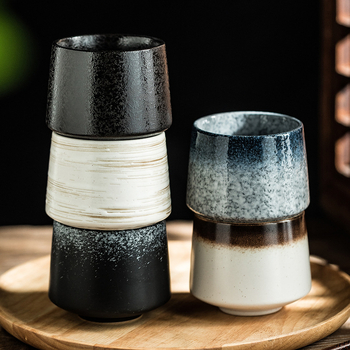 Ceașcă ceramică în stil japonez: simplă, creativă, vintage, pentru ceai, apă, matcha și cafea; pentru uz casnic și cafenea.