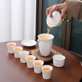 Auspicious Gongfu ceai set din porțelan alb – minimalist pentru șase persoane, cu imprimare a logo-ului