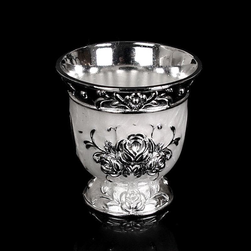 Set Kung Fu de ceai din aliaj de zinc, compact și gravuri elegante; ceașcă de ceai roză și pahar de vin cu tavă, într-o cutie cadou
