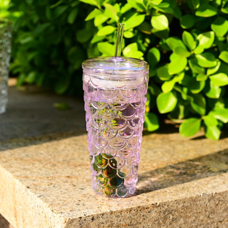 Pahar din sticlă borosilicat cu capac și pai, rezistent la temperaturi înalte, capacitate mare, model colorat cu solzi de pește