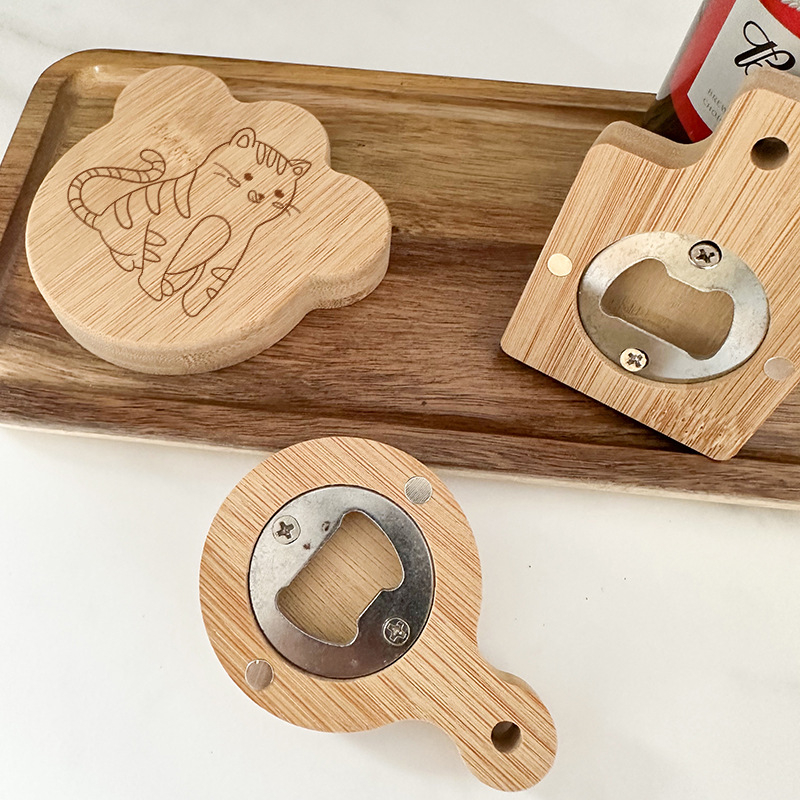 Deschizător de sticle de bere din bambus, cu magnet pentru frigider, personalizabil cu logo