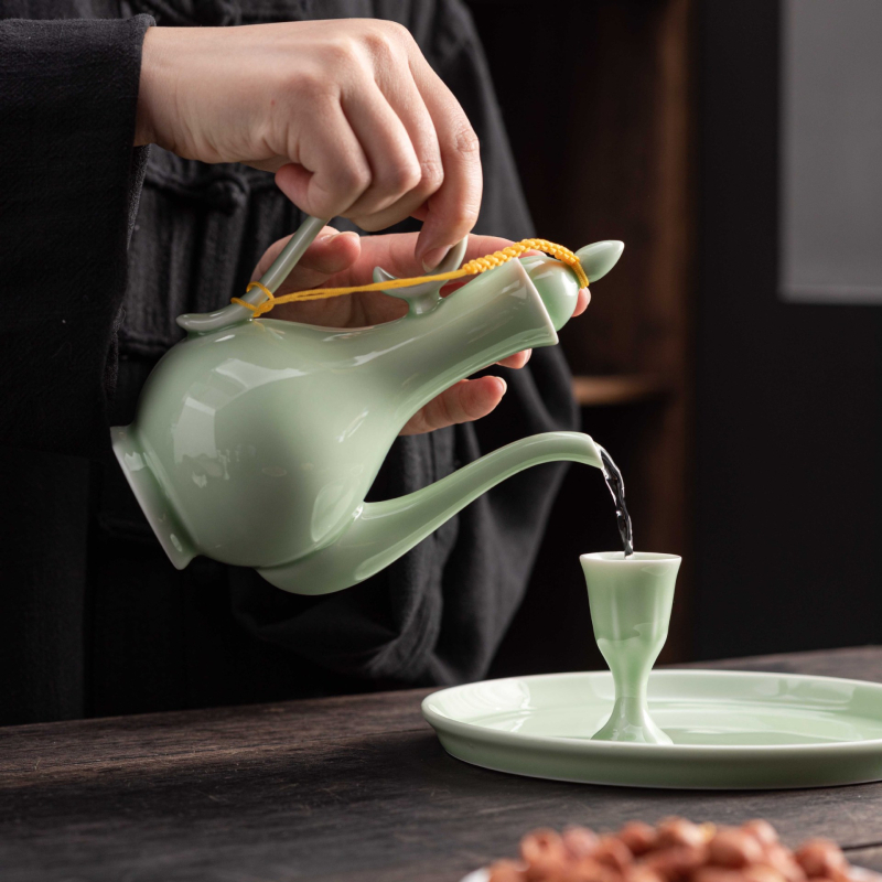 Vas ceramic de vin în stil chinezesc, design vintage, 10 ml pahar înalt cu suport și pahare mini