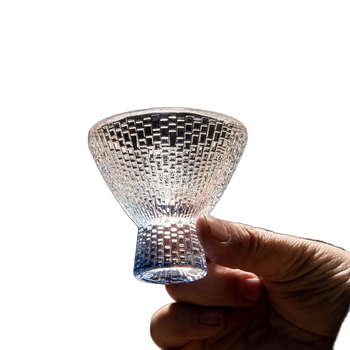 Pahar transparent de sake din sticlă, stil japonez, textură de piatră prețioasă, mică capacitate, pahar pentru spirite cu bază colorată