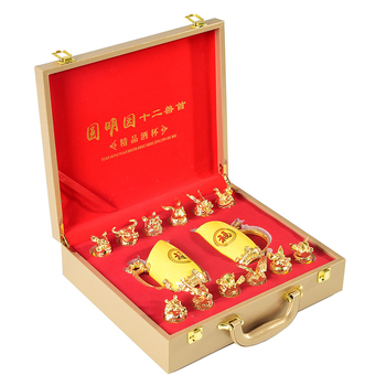 Dragon și Fenix: set ceramic pentru vin cu două decantoare și pahare, douăsprezece semne ale zodiacului, cutie cadou, cultură zodiacală