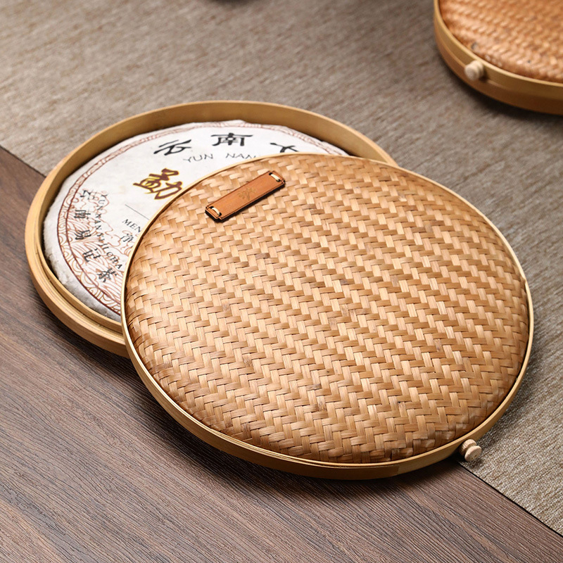 Cutie din bambus lucrată manual pentru Pu-erh tea cake cu divizoare – depozitare pentru șapte bucăți Pu-erh